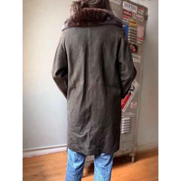 Vintage 60s Suede Fur Collar Coat | Chocolate Brown Mink Trim | Size M/L - Picture 4 of 14